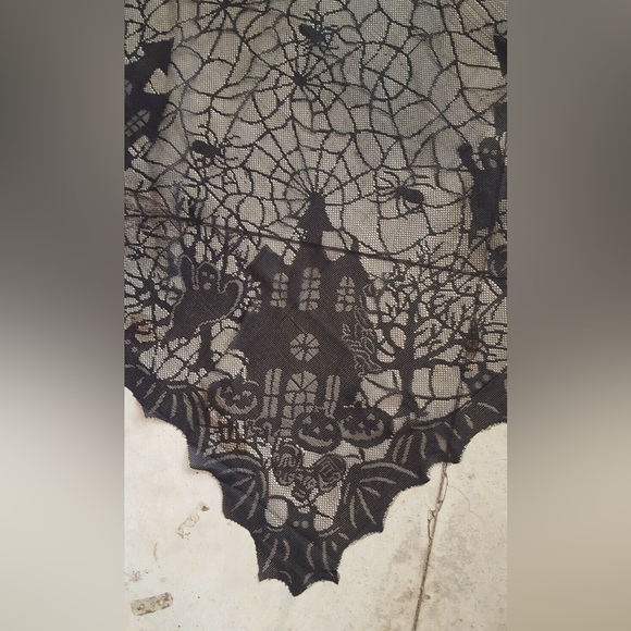 Holiday Home Halloween Lace Tablecloth Haunted House Design 60" X 84" - Picture 9 of 14
